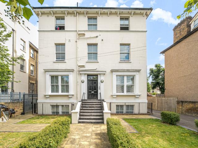 apartment to rent in Lennard Road, Croydon, CR0