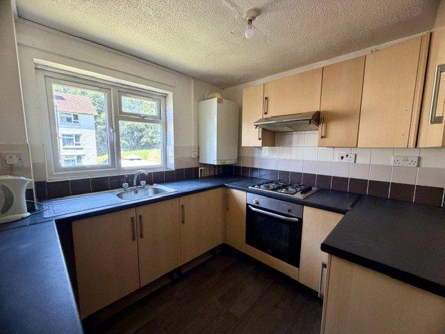 Apartment to rent in Leckford Close, Southampton, Hampshire, SO18 | Leaders