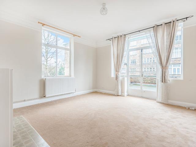 apartment to rent in Lee Terrace, Blackheath, SE3