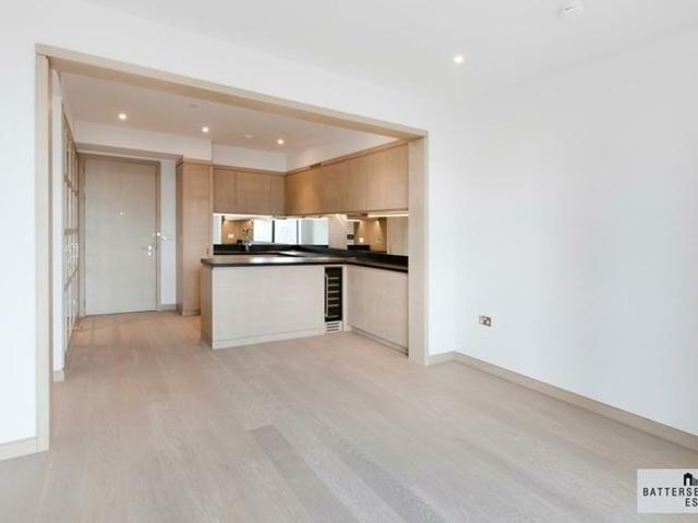 Apartment to rent in Legacy Building, Embassy Gardens, SW11