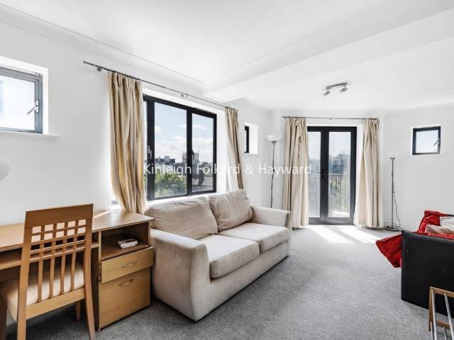 apartment to rent in Manor Gardens, London, N7