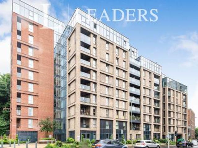 Apartment to rent in Marketfield Way, Redhill, RH1 | Leaders