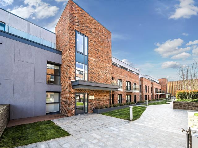 Apartment to rent in Merlin Drive, Fletton Quays, Peterborough, Cambridgeshire, PE2 | Leaders