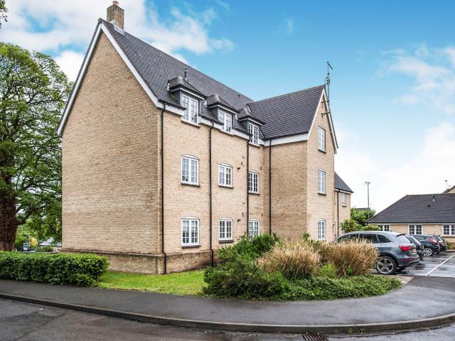 Apartment to rent in Meyrick House, Courthouse Road, Tetbury, GL8 | Leaders