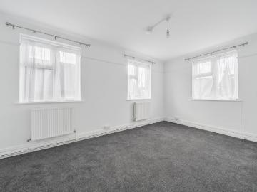 apartment to rent in Montague Road, Wimbledon, London, SW19