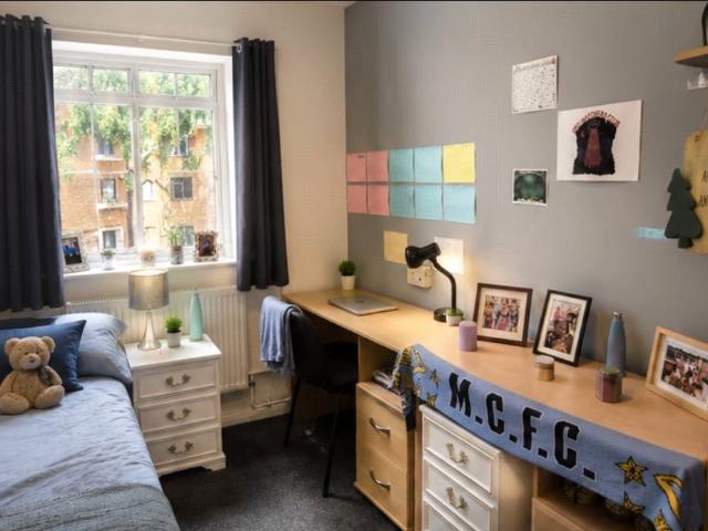 Apartment to rent in Montgomery House, Alexandra Park, Demsne Road, Manchester, M16 | Leaders