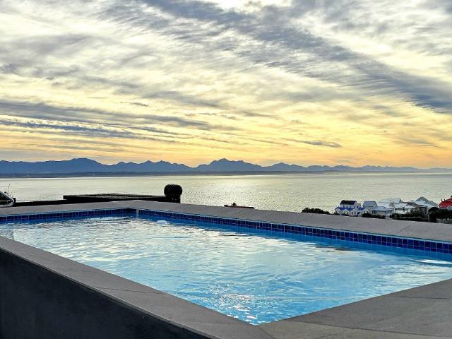 Apartment To Rent in Mossel Bay Central