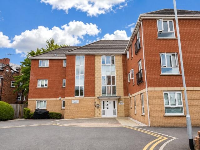 Apartment to rent in Nelson Street, Chester, Cheshire, CH1 | Leaders