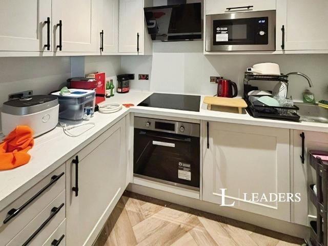 Apartment to rent in New Road, Brighton, East Sussex, BN1 | Leaders