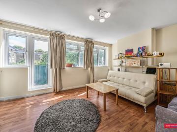 apartment to rent in Ommaney Road, New Cross, London, SE14