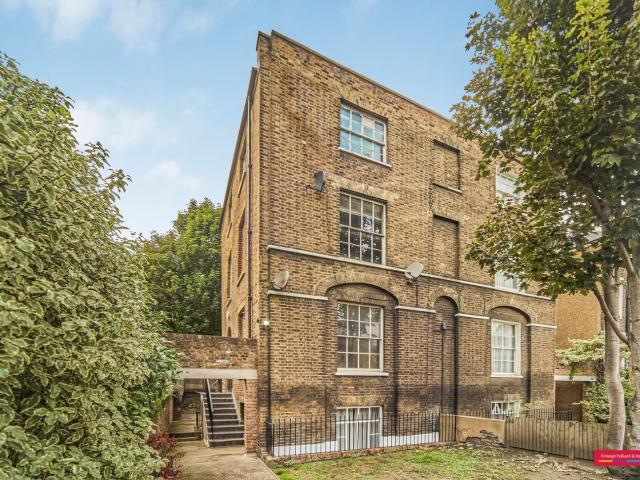 apartment to rent in Peckham Hill Street, Peckham, London, SE15