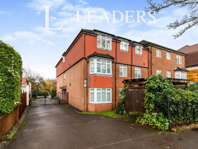 Apartment to rent in Pegasus Court, 42 Rose Hill, Sutton, SM1 | Leaders