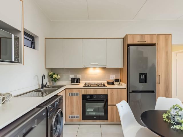 Apartment to rent in Pinehaven