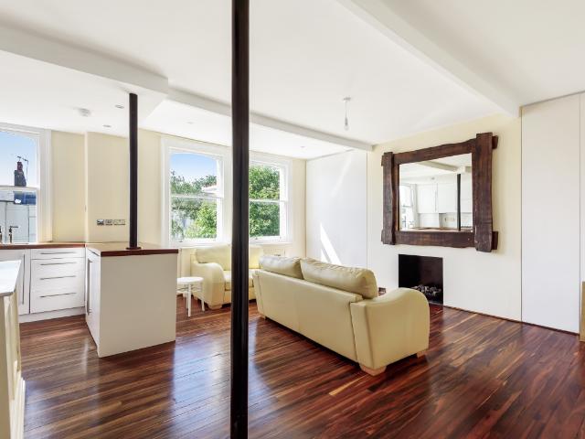 apartment to rent in Priory Terrace, London, NW6