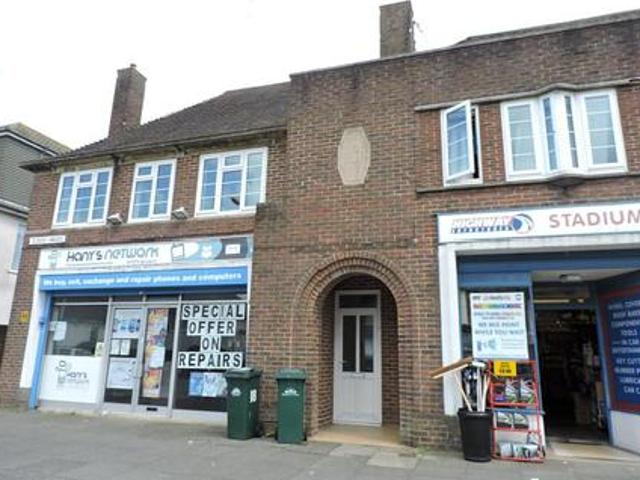 Apartment to rent in Queens Parade, Hove, East Sussex, BN3 | Leaders