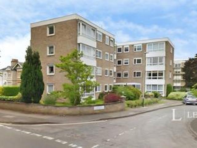 Apartment to rent in Queens Road, Cheltenham, Gloucestershire, GL50 | Leaders