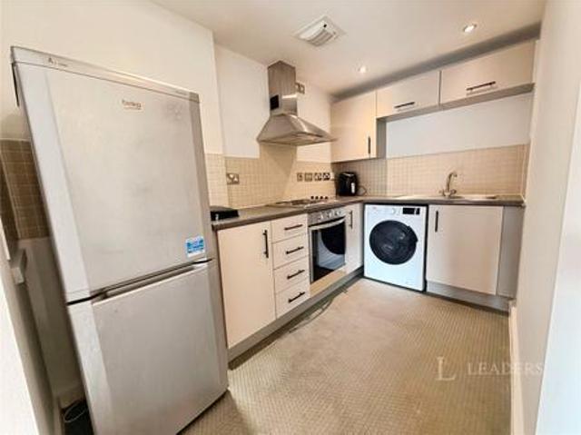 Apartment to rent in Rea Place, Birmingham, West Midlands, B12 | Leaders