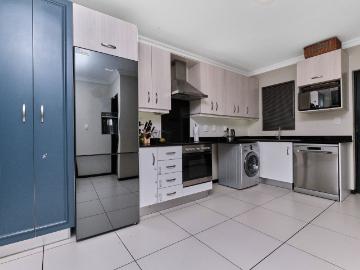 Apartment to rent in Rivonia