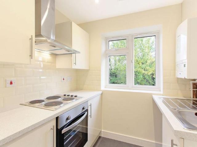 apartment to rent in Runnymede, Wimbledon, London, SW19
