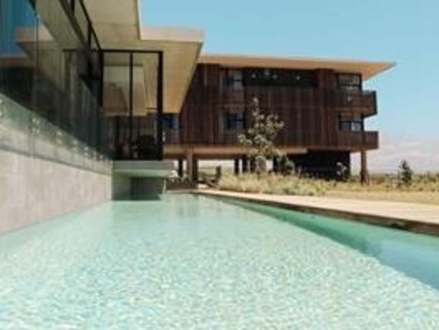 Apartment To Rent in Sibaya Precinct, Umhlanga, KwaZulu Natal