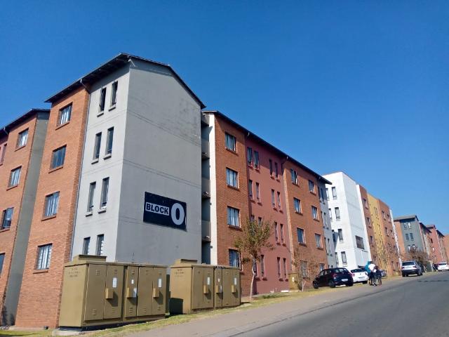 Apartment to rent in South Hills, Johannesburg