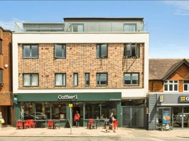 Apartment to rent in South Road, Haywards Heath, West Sussex, RH16 | Leaders