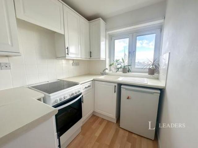 Apartment to rent in South Street, Gosport, Hampshire, PO12 | Leaders