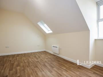 Apartment to rent in St. Peters Gardens, Marefair, Northampton, Northamptonshire, NN1 | Leaders