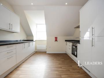 Apartment to rent in St. Peters Gardens, Marefair, Northampton, Northamptonshire, NN1 | Leaders