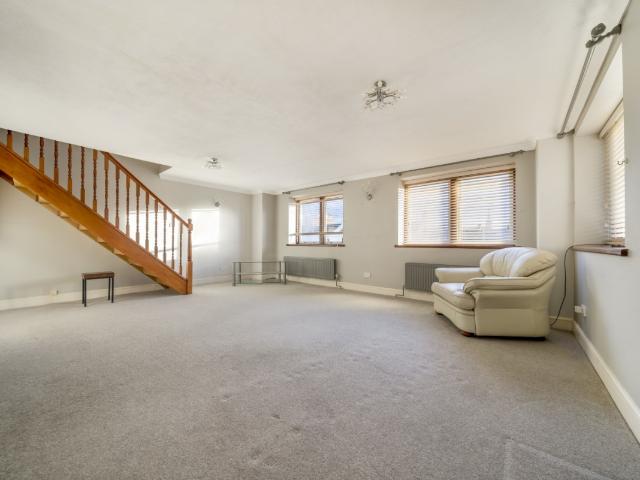 apartment to rent in Stanstead Road, Forest Hill, London, SE23