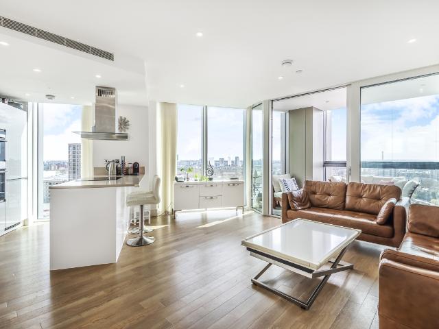 apartment to rent in Surrey Quays Road, Surrey Quays, London, SE16