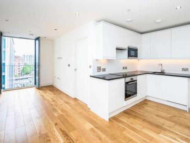 Apartment to rent in Sutton Court Road, Sutton, SM1 | Leaders