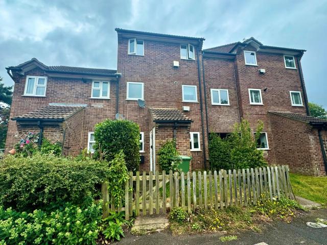 Apartment to rent in Sydling Close, Poole, BH17 | Leaders