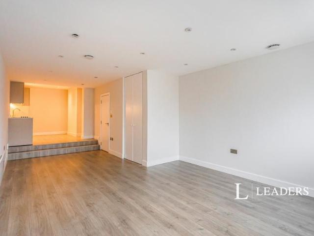 apartment to rent Keymer Road, West Sussex, Burgess Hill, RH15
