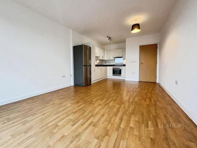 apartment to rent Nine Wells Road, Trumpington, Cambridge, Cambridgeshire, CB2