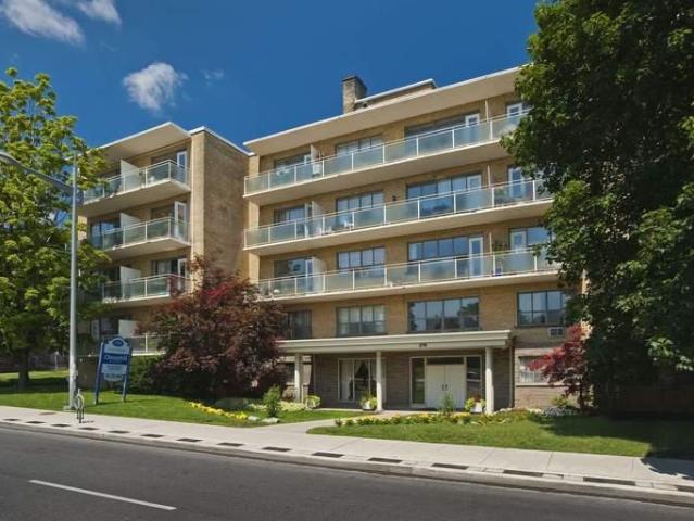Apartment Toronto ON 96585243