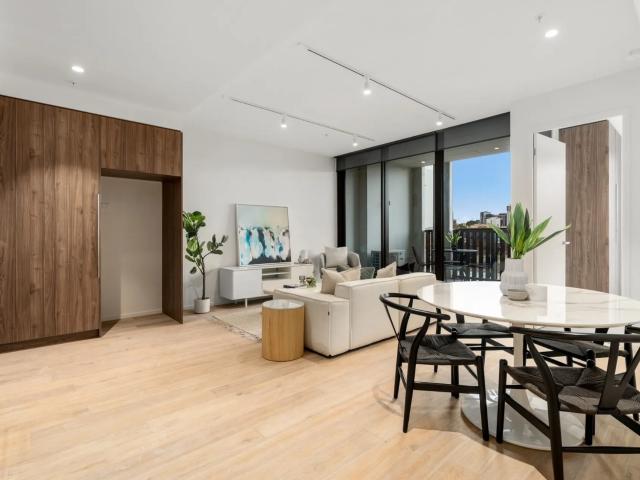 apartment Unit 401/543 547 Elizabeth Street, Melbourne