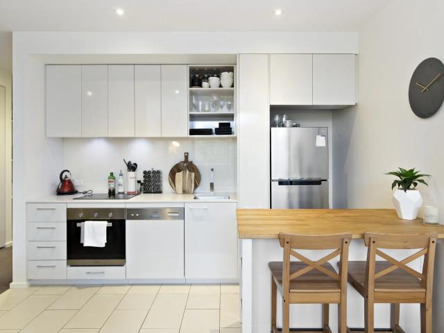 apartment Unit 403/35 Simmons Street, South Yarra