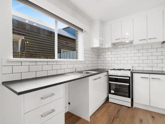apartment Unit 4/229 Dow Street, Port Melbourne