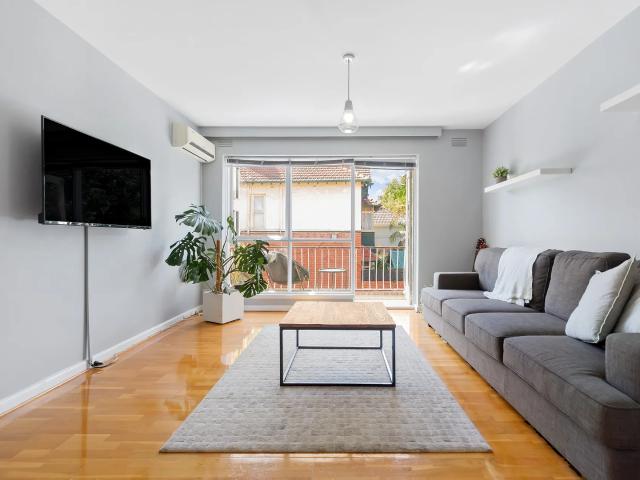 apartment Unit 4/37 Tennyson Street, Elwood