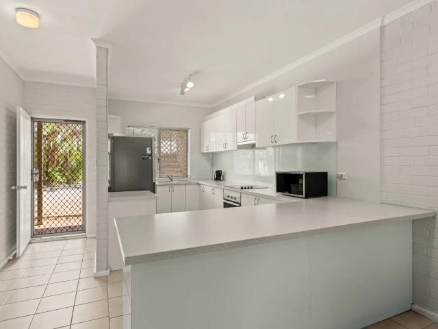 apartment Unit 5/6 Robinson Street, Broome