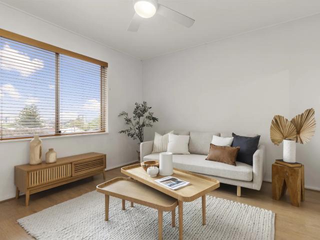 apartment Unit 7/33 Nesca Parade, The Hill