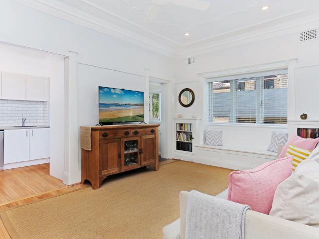 apartment Unit 8/5 Edward Street, Bondi Beach
