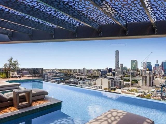 apartment Unit 1006/4 Edmondstone Street, South Brisbane