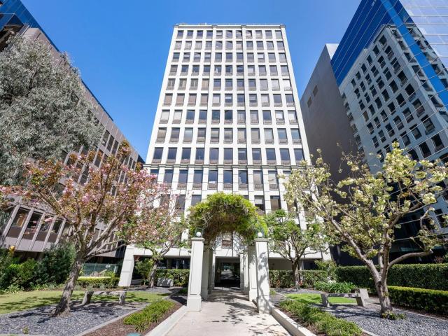 apartment Unit 101/442 St Kilda Road, Melbourne