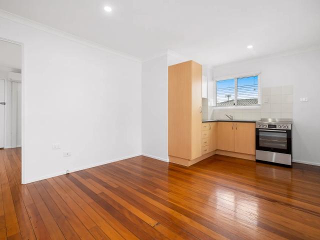 apartment Unit 11/121 McLennan Street, Wooloowin