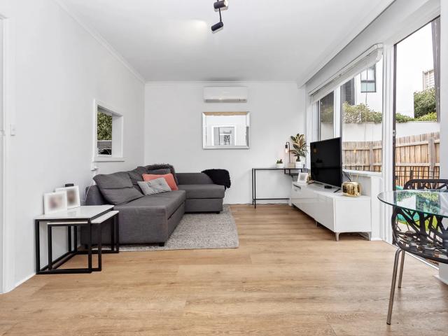 apartment Unit 1/49 Ruskin Street, Elwood