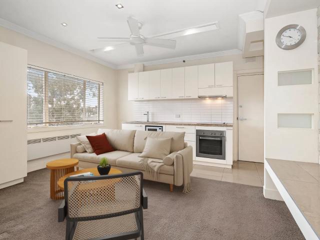 apartment Unit 15/84 Blessington Street, St Kilda