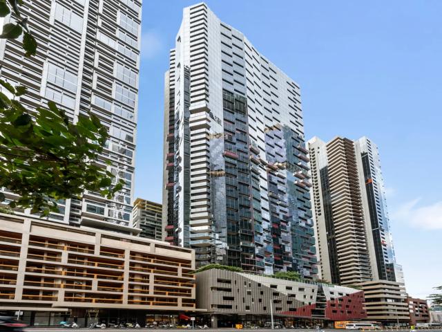 apartment Unit 1611/639 Lonsdale Street, Melbourne