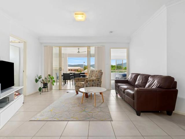 apartment Unit 24/210 218 Grafton Street, Cairns North